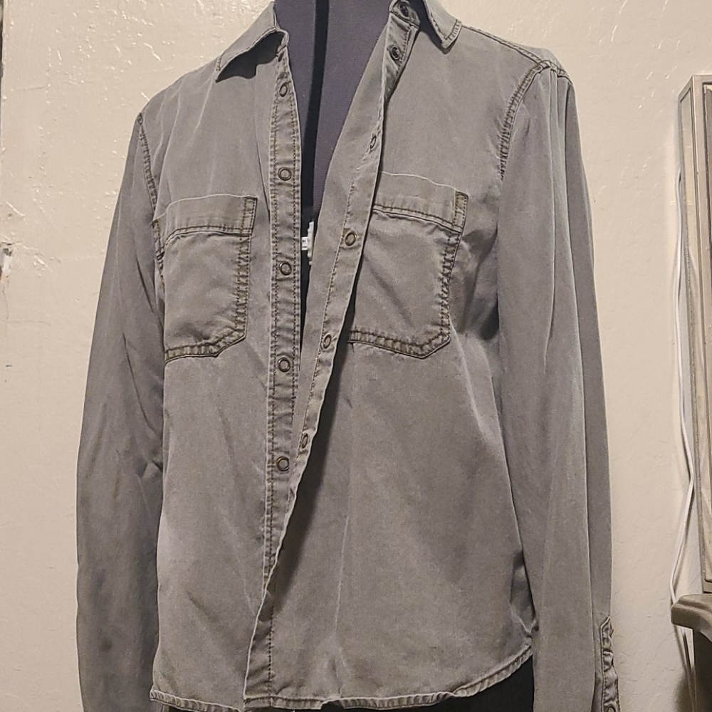 Express snap button top